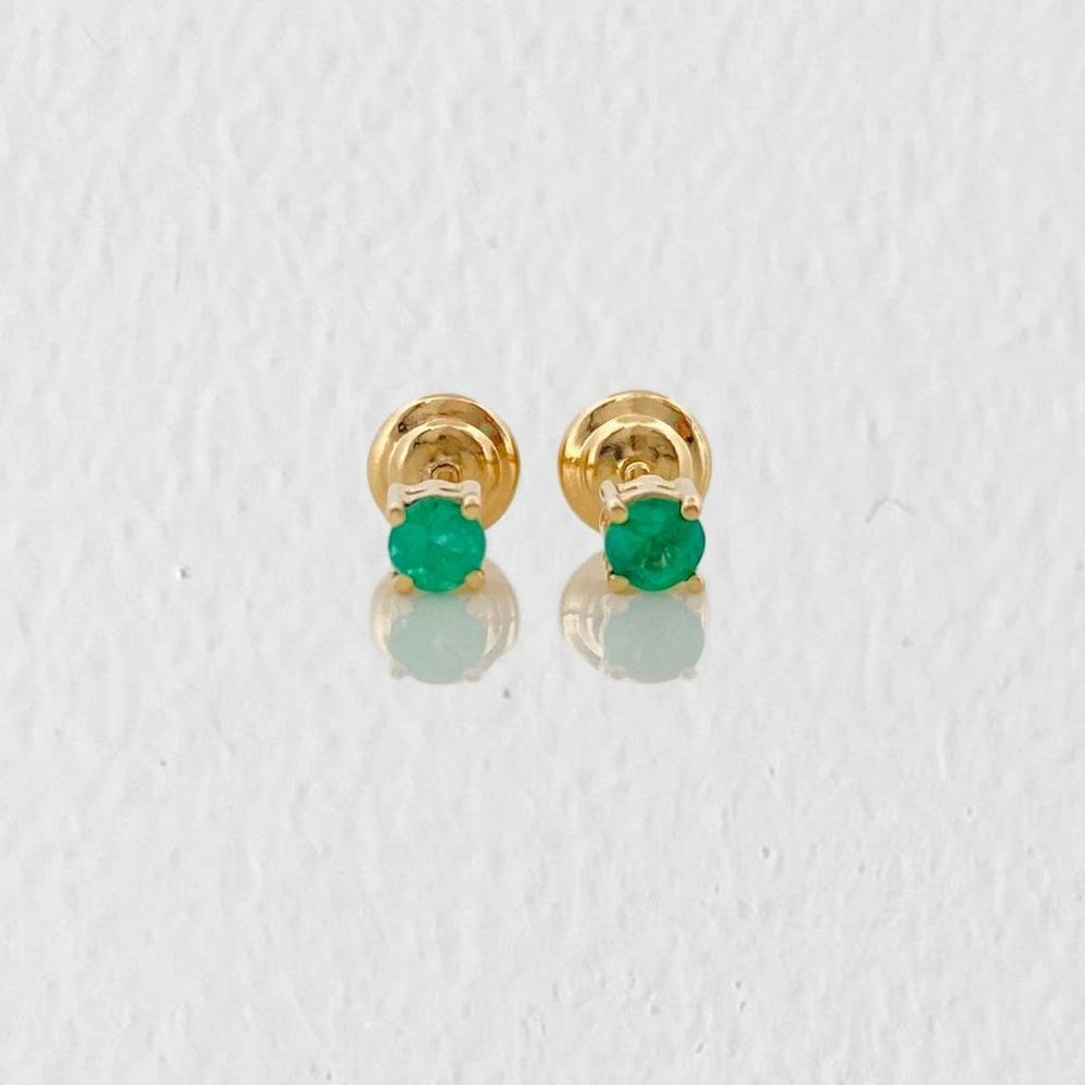 Topos Cuatro Garras Esmeraldas 14Pts 0.6gr / 2.8mm Oro Amarillo 18K