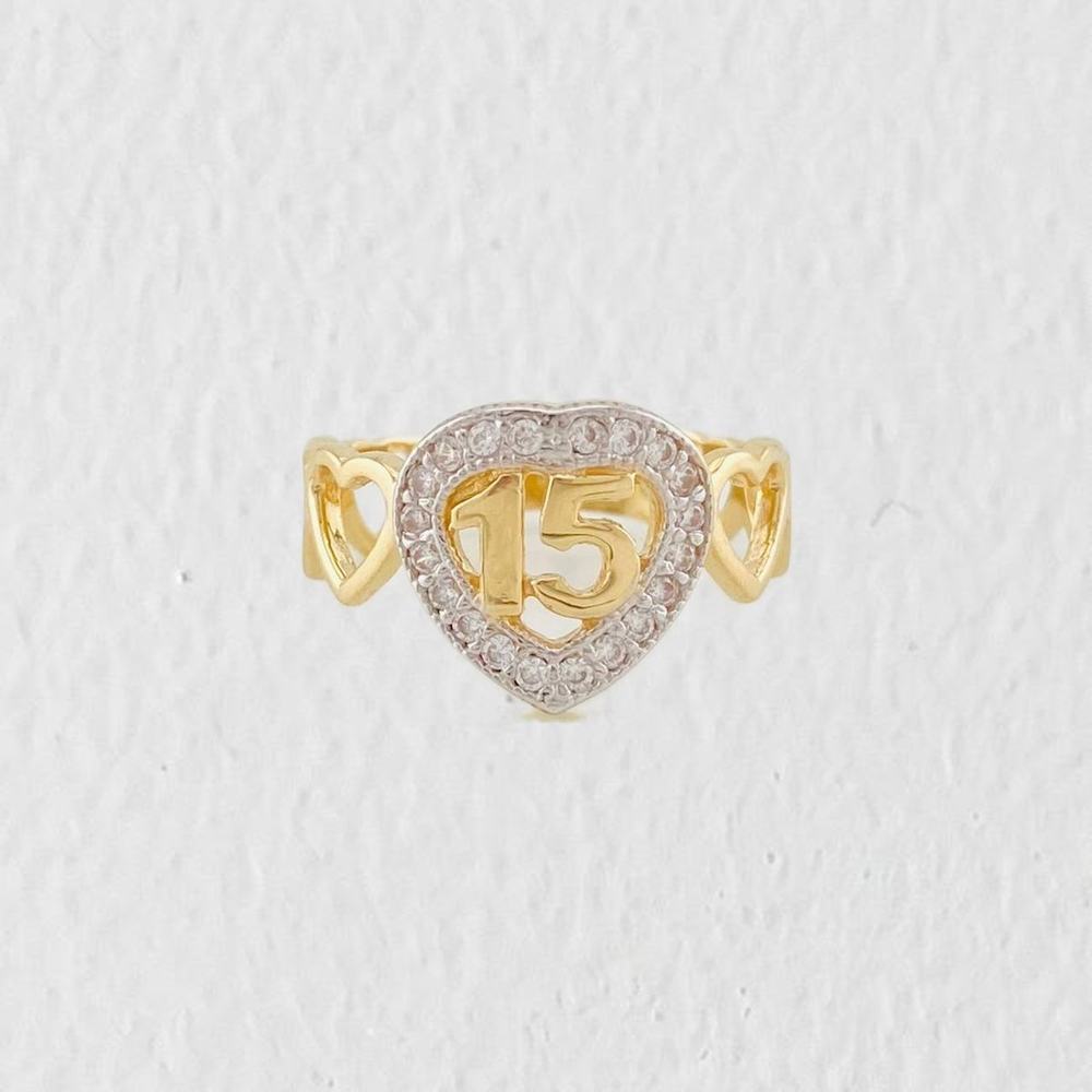Anillo 15's Corazones 3g / T6 1/2 Dos Oros Amarillo Blanco 18K