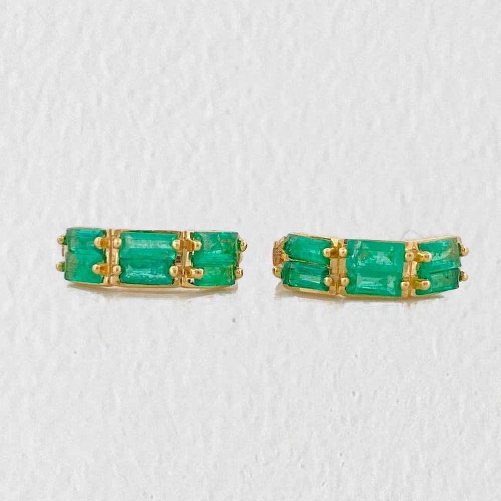 Candongas Carril Esmeraldas 0.41pts 1.45g / 1cm Oro Amarillo 18K