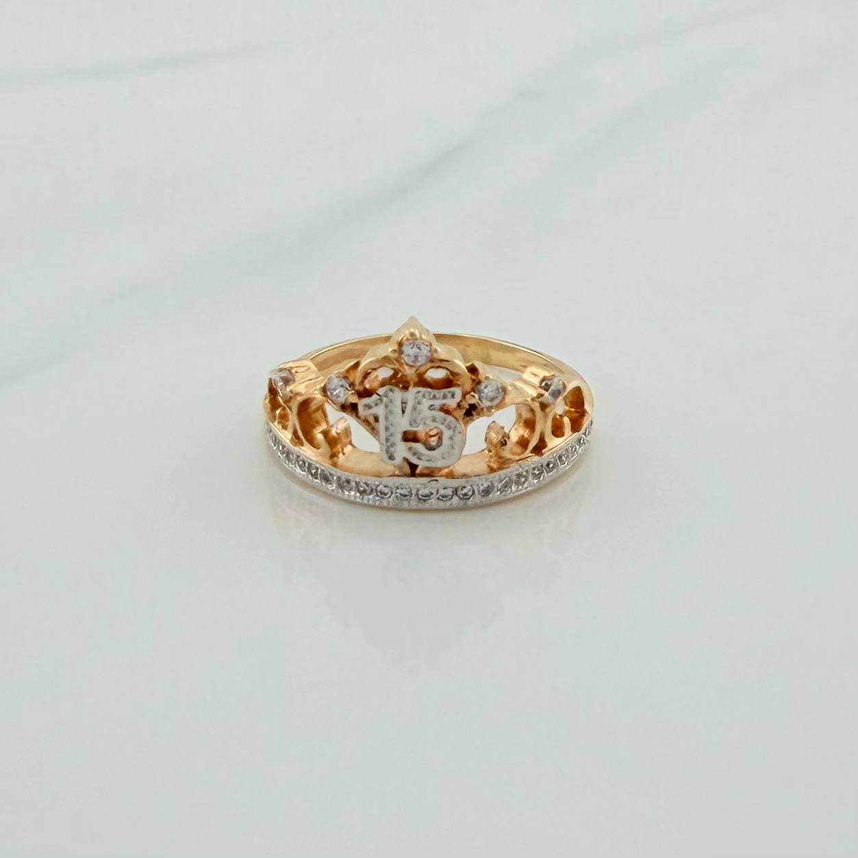 Anillo 15s 4.5gr / T7 1/2 / Dos Oros Amarillo Blanco 18K % - Oro Amarillo / Oro Blanco / 4.5 / 7 1/2