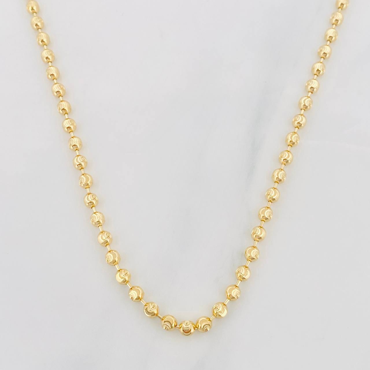 Cadena Militar Media Luna de oro amarillo 18K de 50 cm