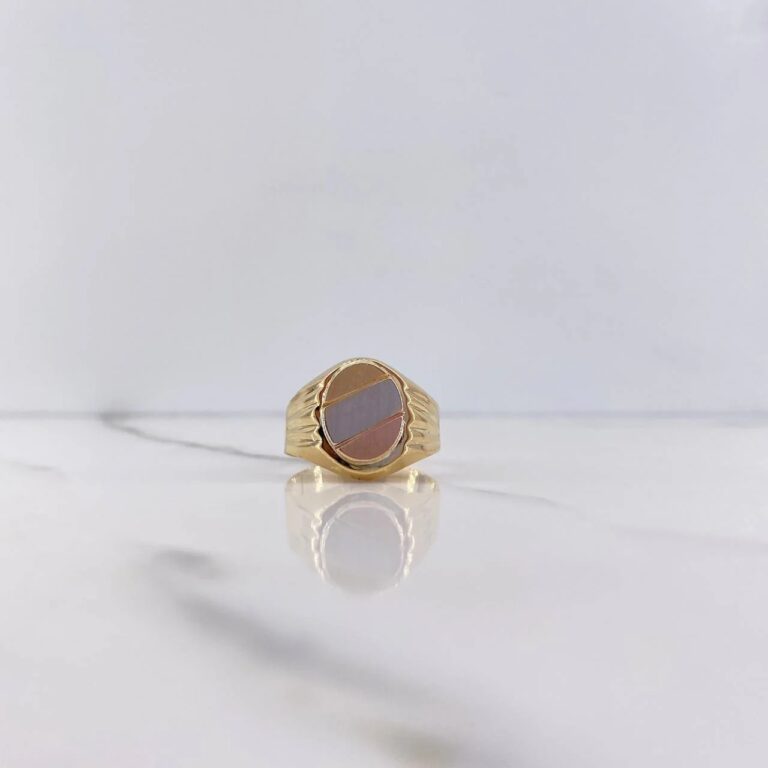Anillo Sello en tres oros 18K